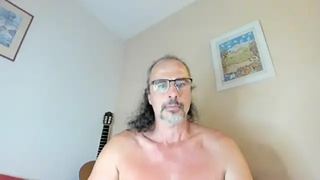 Snapshot of PerritoXavier chatting on 07.17.26 PerritoXavier online show from 07.17.26