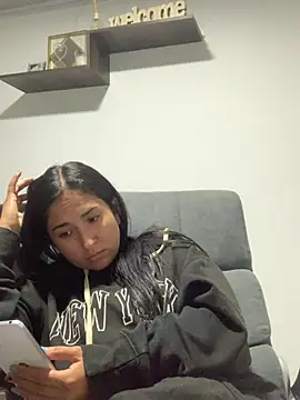 luna asss online show from 02.13.25