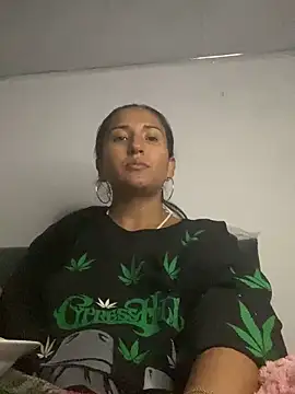 luna asss online show from 10.23.25