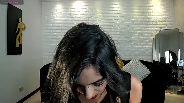 VictoriaMilan  online show from 01.16.25