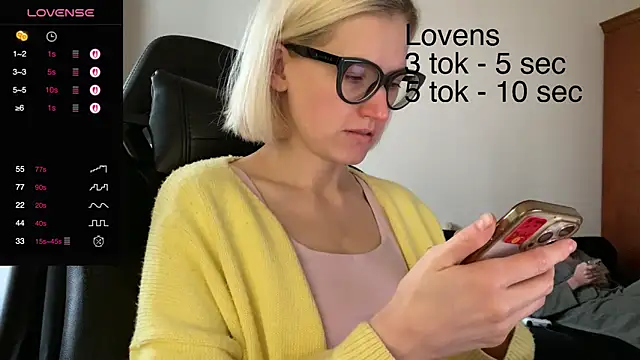 Sexy Sweets online show from 10.25.25