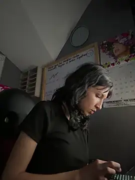Snapshot of Naomi-Haruno chatting on 05.11.26 Naomi-Haruno online show from 05.11.26