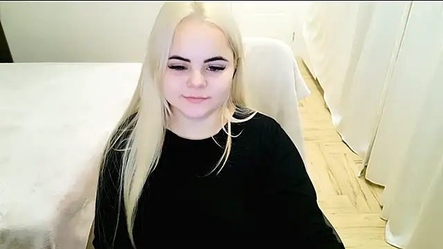 lovely-eyes online show from 12.11.24