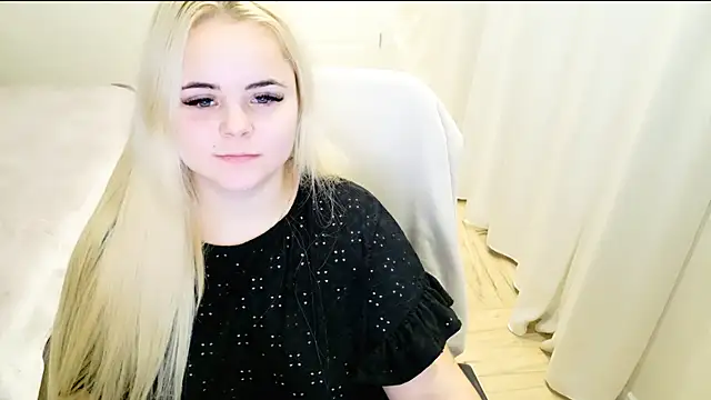 lovely-eyes online show from 01.30.25