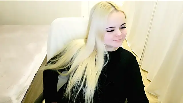 lovely-eyes online show from 02.08.25