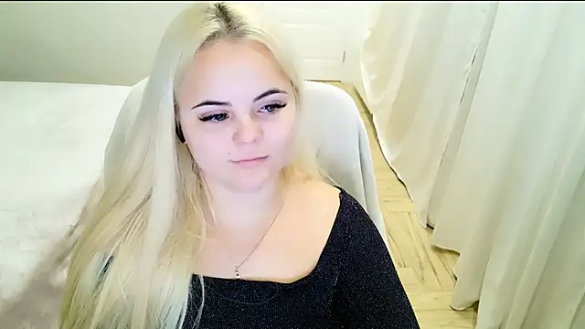 lovely-eyes online show from 03.20.25