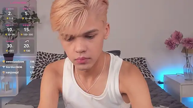 Felix Rey online show from 02.02.25