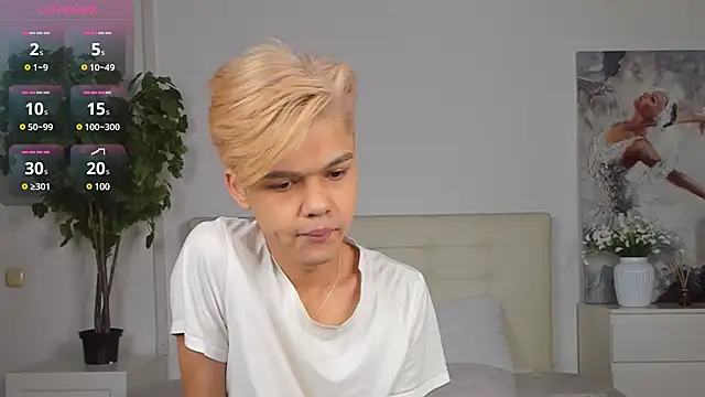 Felix Rey online show from 02.07.25