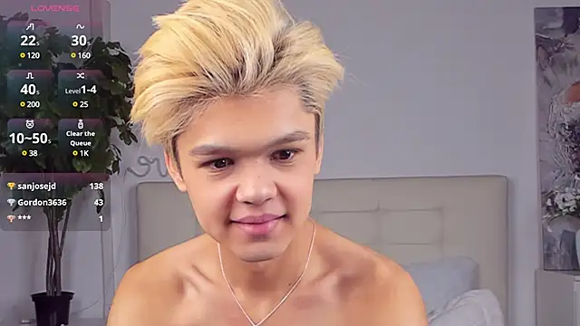 Felix Rey online show from 03.04.25