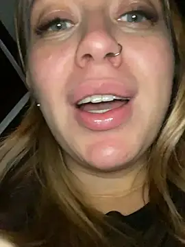 Snapshot of Sweet___Emily chatting on 01.18.25 Sweet   Emily online show from 01.18.25