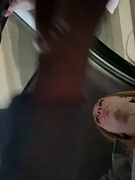 Snapshot of Sweet___Emily chatting on 09.19.25 Sweet   Emily online show from 09.19.25