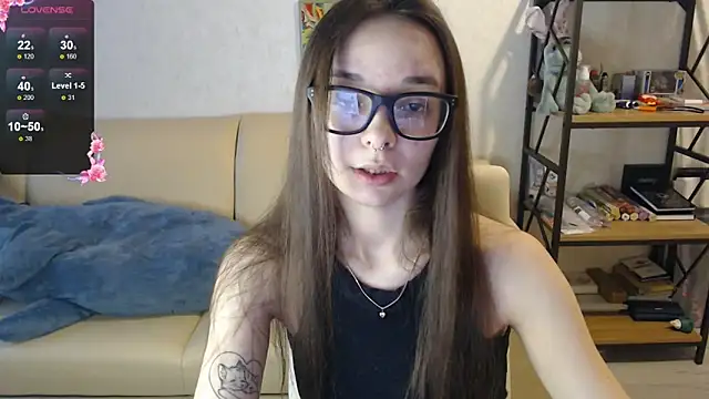 Snapshot of Amarieni chatting on 12.09.24 Amarieni online show from 12.09.24