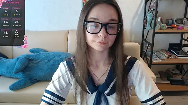 Snapshot of Amarieni chatting on 12.19.24 Amarieni online show from 12.19.24