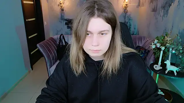 FioraMarmoris online show from 01.16.25