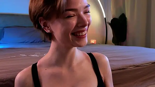 Eva Natsumi online show from 03.17.25