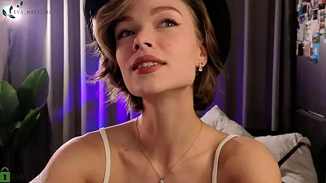 Eva Natsumi online show from 09.13.25