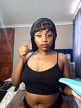 Snapshot of Queen-Chocolate chatting on 02.27.25 Queen-Chocolate online show from 02.27.25