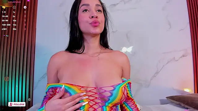 amelie leigh online show from 12.16.24