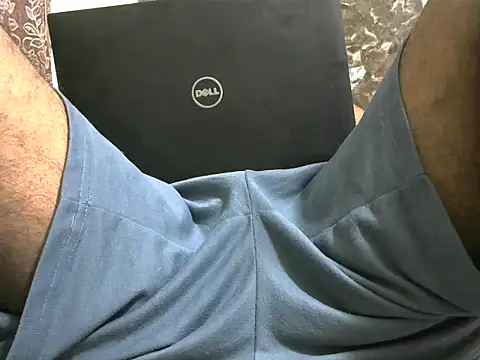 Snapshot of desihoney4u chatting on 02.13.26 desihoney4u online show from 02.13.26