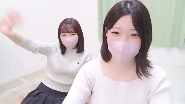 Snapshot of HaruruHappy chatting on 03.11.25 HaruruHappy online show from 03.11.25