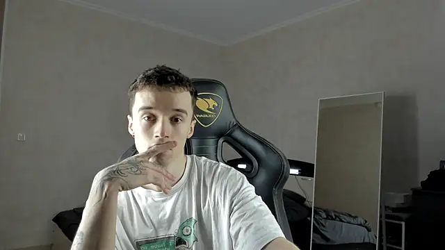 MasonWarholl online show from 03.04.25