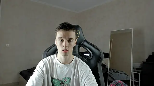 MasonWarholl online show from 03.04.25