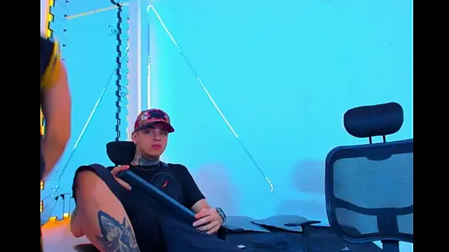 HOT boy2025 online show from 09.10.25