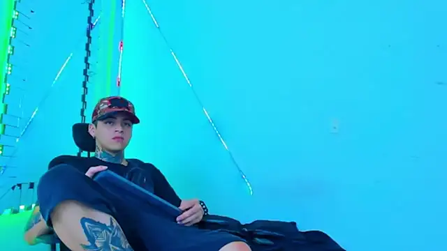 HOT boy2025 online show from 09.28.25