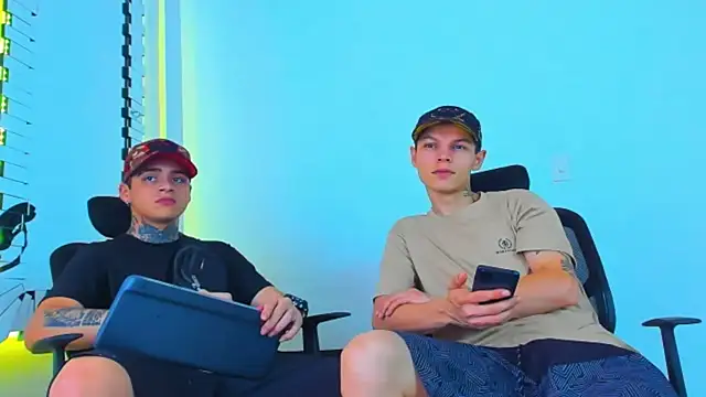 HOT boy2025 online show from 12.15.25