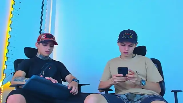 HOT boy2025 online show from 12.18.25