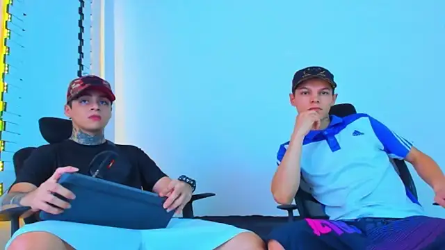 HOT boy2025 online show from 12.20.25