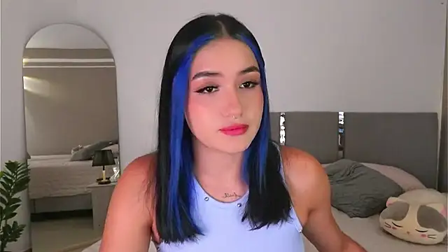 AnnyHizzle online show from 09.16.25