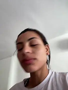 Tinny and Candy online show from 01.17.26