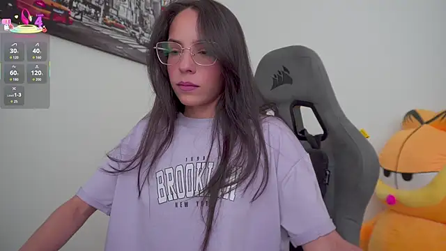 Snapshot of little-eli chatting on 09.18.25 little-eli online show from 09.18.25