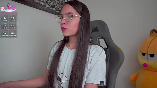 Snapshot of little-eli chatting on 10.12.25 little-eli online show from 10.12.25