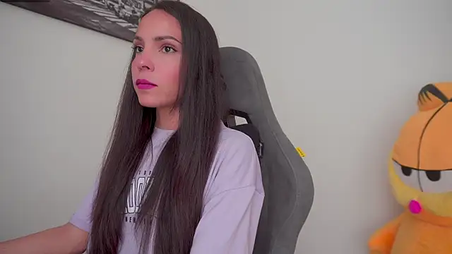 Snapshot of little-eli chatting on 10.13.25 little-eli online show from 10.13.25