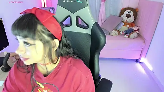 zoesullivan online show from 02.13.25