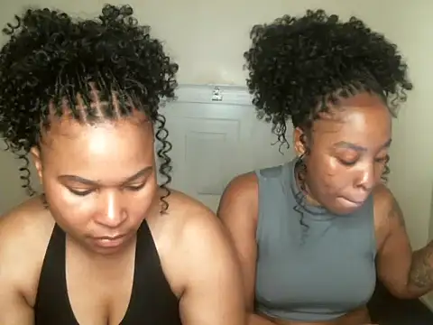 R-thequeen online show from 09.12.25