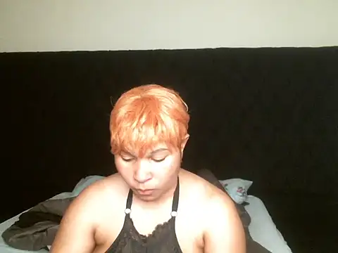 R-thequeen online show from 10.03.25