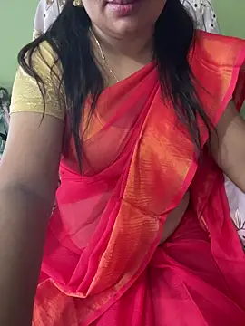 Snapshot of Hottest_Tamil chatting on 03.03.26 Hottest Tamil online show from 03.03.26