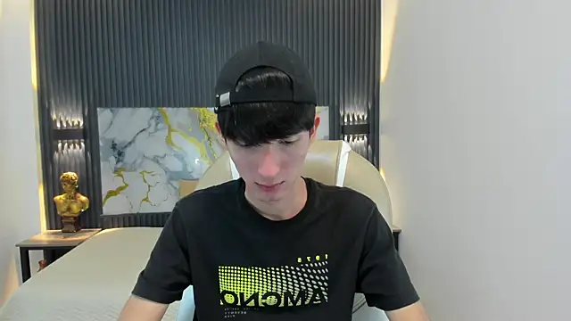 Snapshot of Jake_evans chatting on 10.18.25 Jake evans online show from 10.18.25