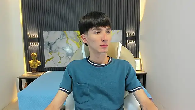 Snapshot of Jake_evans chatting on 10.30.25 Jake evans online show from 10.30.25