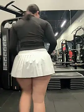 zui lu online show from 02.25.25