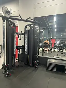 zui lu online show from 02.28.25