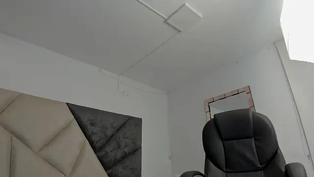 BarbaraKnox  online show from 04.08.26