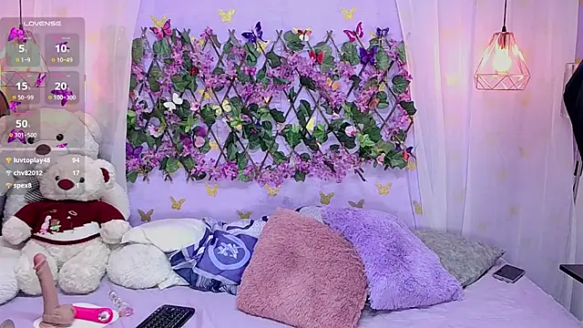 Snapshot of bigboobsrose1 chatting on 03.13.25 bigboobsrose1 online show from 03.13.25