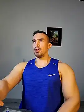 Snapshot of jhay-crux chatting on 12.20.24 jhay-crux online show from 12.20.24