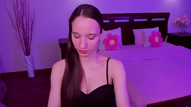 StaceySunny online show from 04.18.26