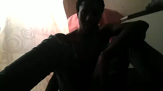 Snapshot of MkingPin chatting on 01.02.25 MkingPin online show from 01.02.25