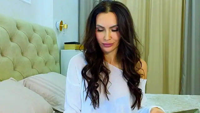 KimDavisBaby online show from 12.04.25